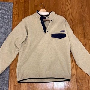 Patagonia sweatshirt